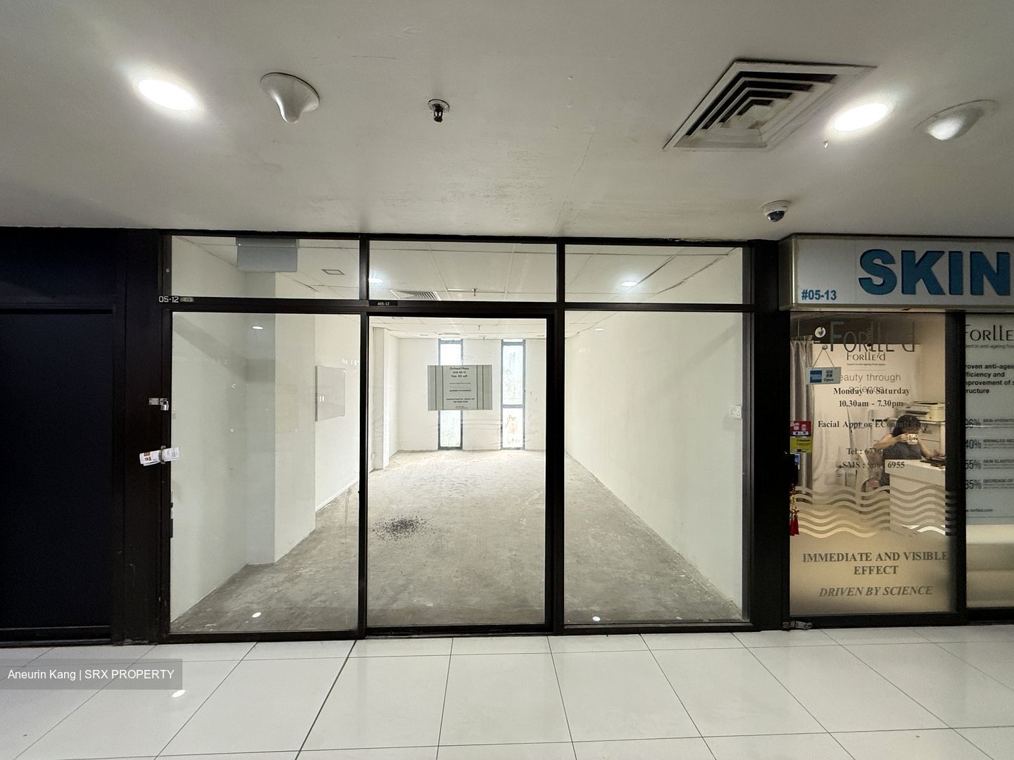 Orchard Plaza (D9), Shop House #567711111